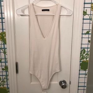 ABERCROMBIE & FITCH PLUNGE BODY SUIT
